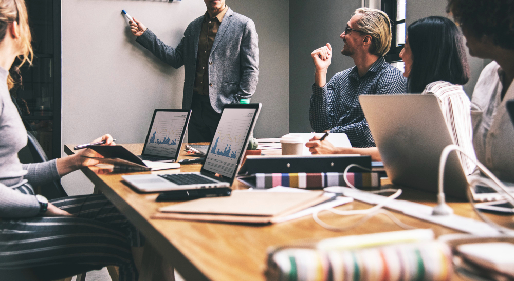 Descubra a importância da Responsabilidade Social Corporativa (RSC) para empresas. Compromisso social, sustentabilidade e reputação positiva. Saiba mais!