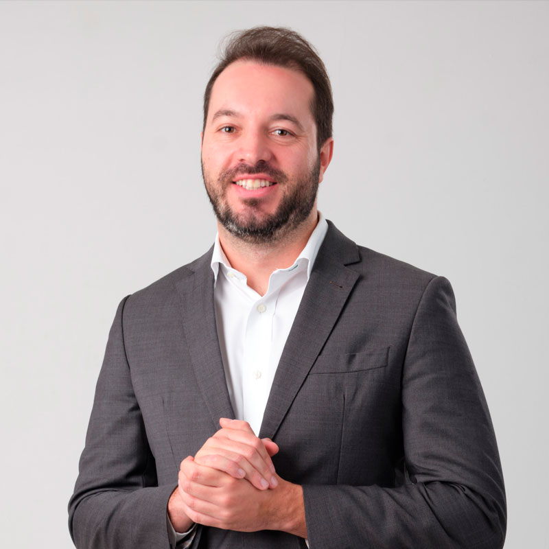 Advogado especialista em Direito do Trabalho e Tributário em Belo Horizonte. Conte com a expertise do escritório Rosi Castro Lima Pena e Rodrigo Pena.